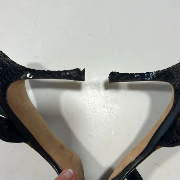 Manolo Blahnik Black Sequin Kitten Heels Sandals Stiletto Sz 37.5 7.5 - Picture 7 of 8
